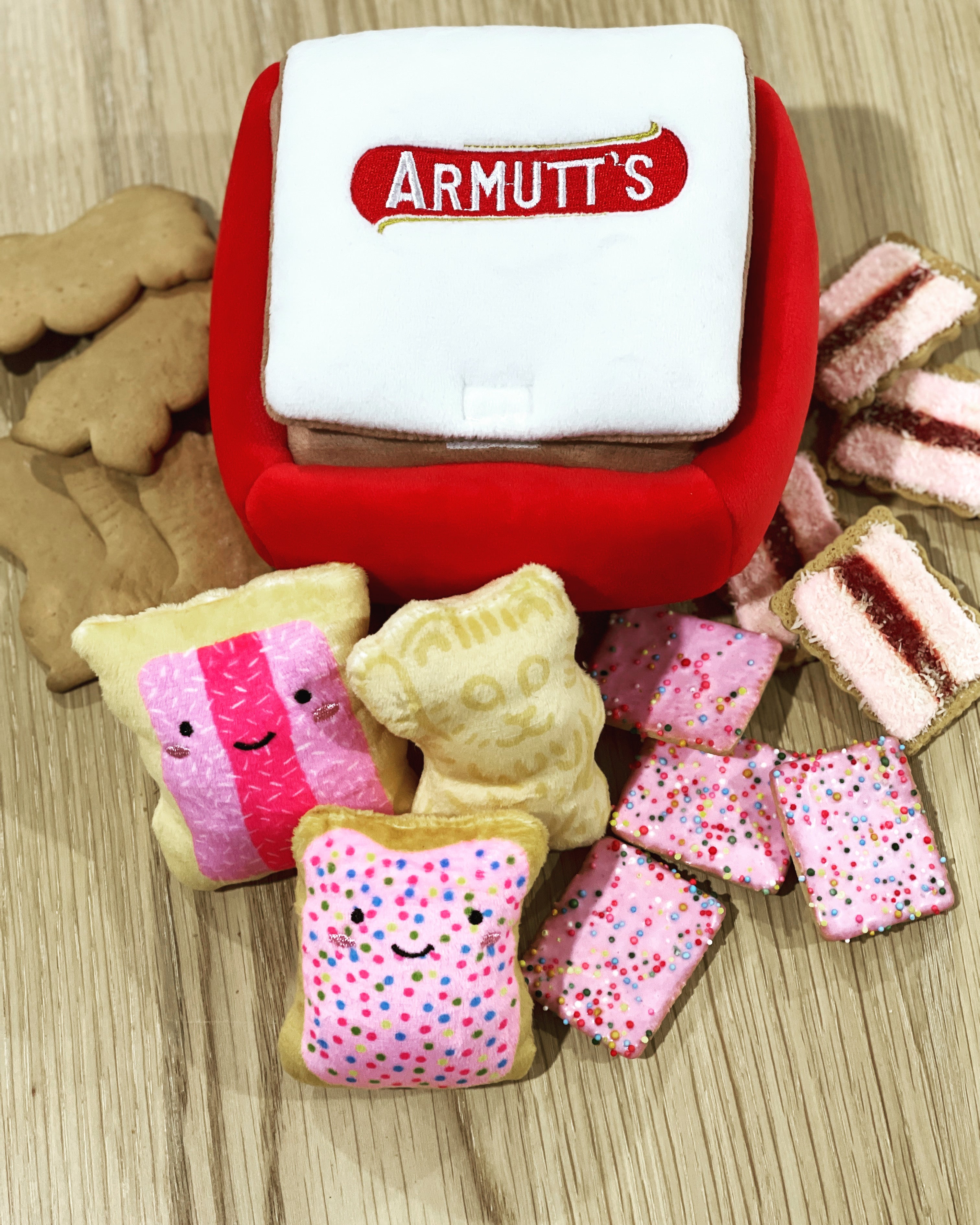 TWOMOODLES BURROW TOY - ARMUTTS BISCUITS
